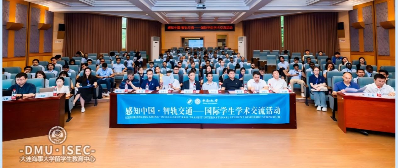 DMU international students presented at the 